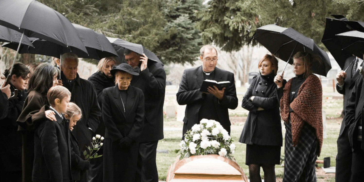 Траурная одежда. Похоронные традиции в США. Похоронный обряд в Италии. Похоронные обряды в Америке.
